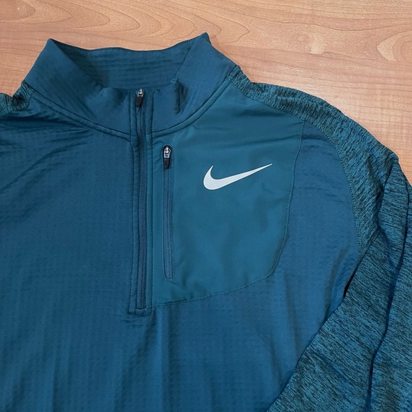 Nike running quarter zip size large - Picture 3 of 4